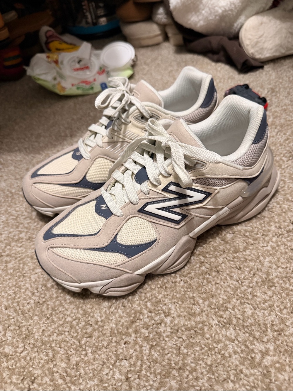 New Balance 9060 - Picture 3 of 5